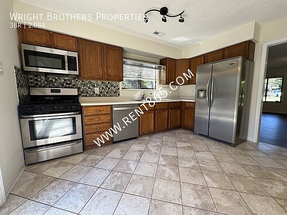 5th image of 8900 Highbridge Dr