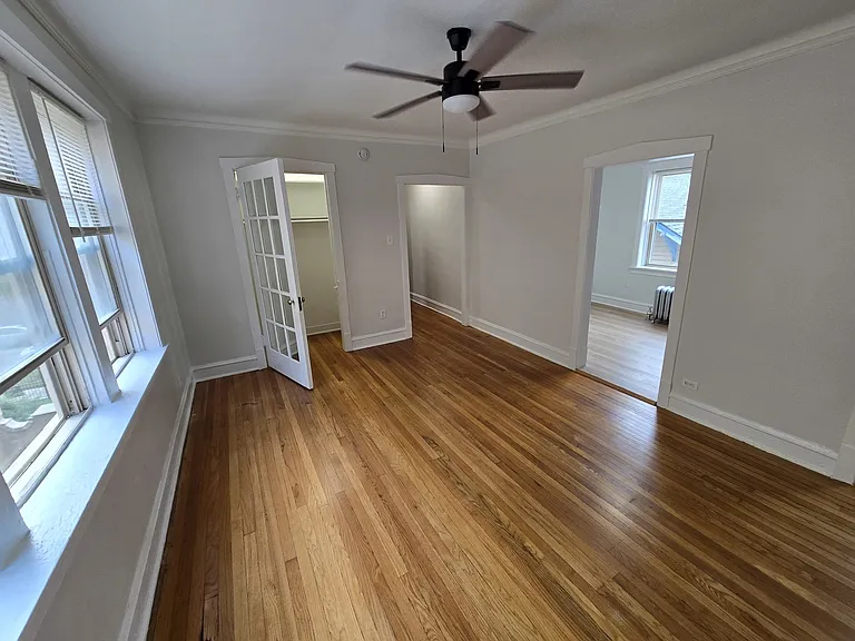 4831 N Springfield Ave #2B — Photo 5