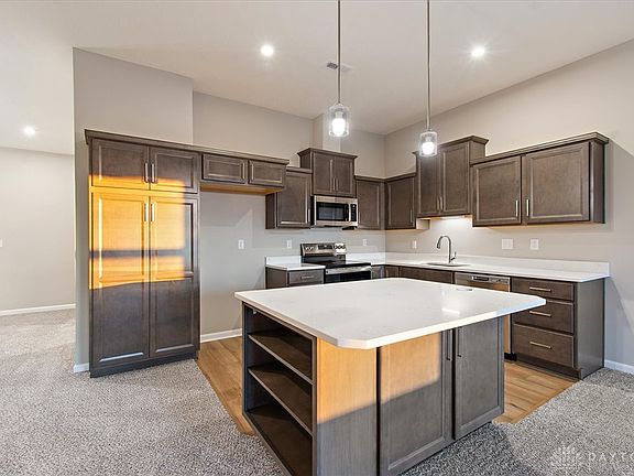 2nd image of 473 Bethpage Way #8-303