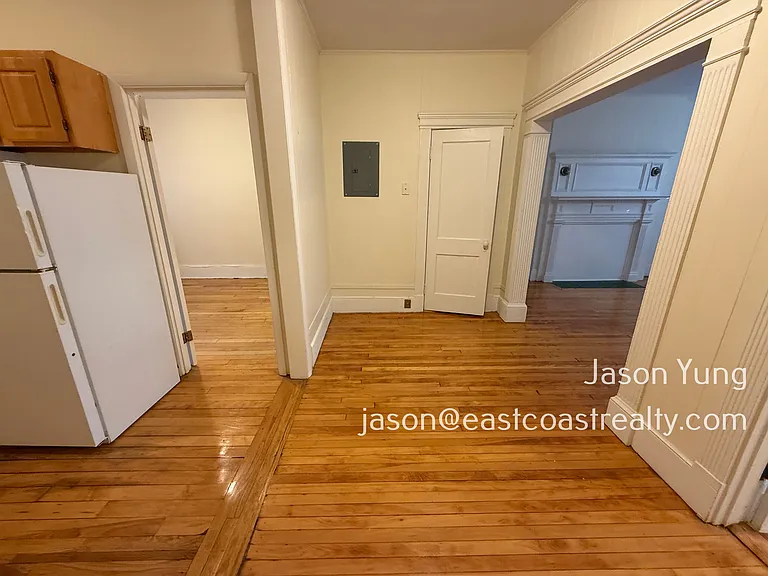 21 Royce Rd #208 — Photo 11