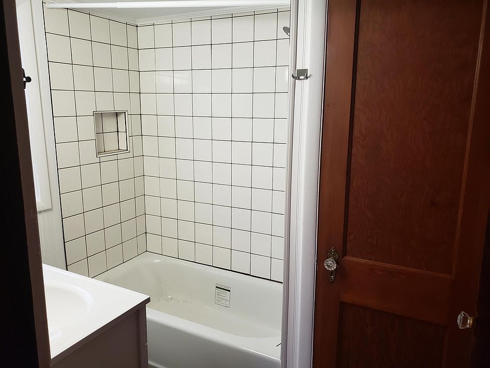 1st floor full bath