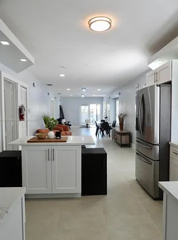 715 Hollywood Blvd — Photo 13