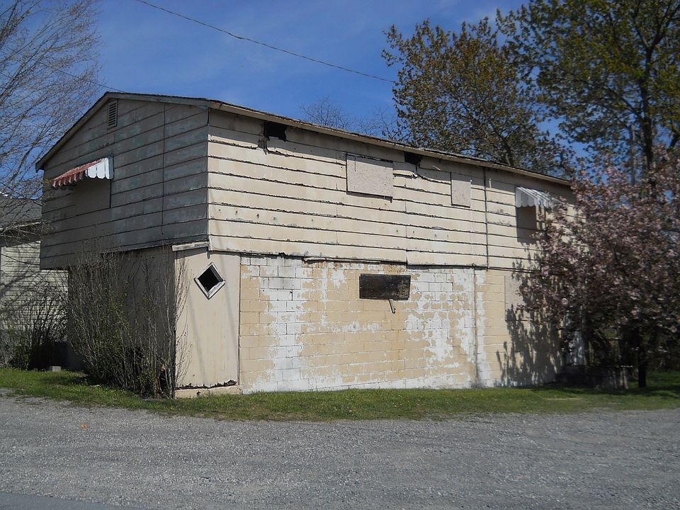 2nd image of Greentown Rd
