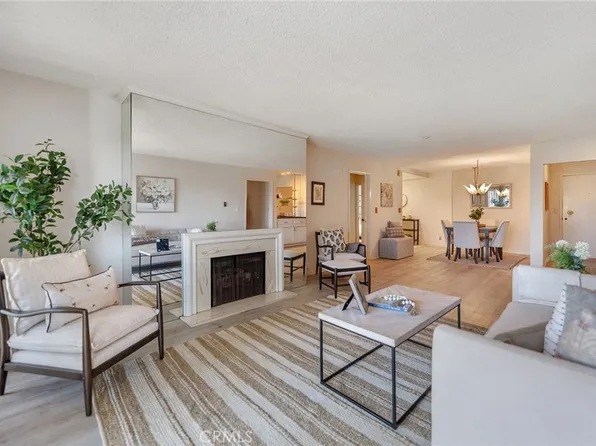102 Scholz Plz APT 234, Newport Beach, CA 92663
