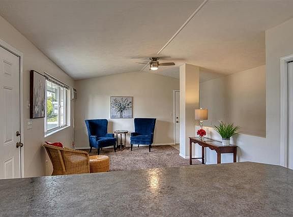 2nd image of 1716 E Sanson Ave #1716