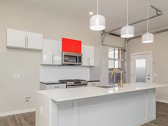 4th image of 29 Park Village Ln #20