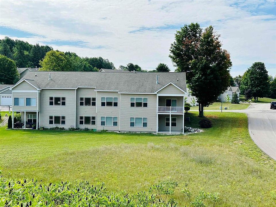 4615 Black Bear Dr, Traverse City, MI 49685 MLS 78080010117 Zillow