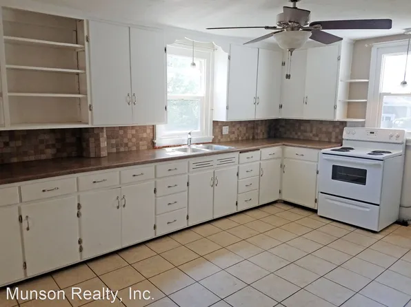 616 5th Ave S APT 1, La Crosse, WI 54601