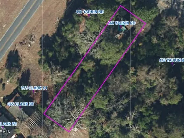 468 Yadkin Road, Southern Pines, NC 28387