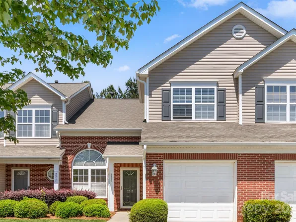 2317 Calabassas Ln, Matthews, NC 28105
