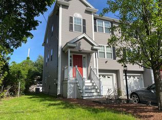 90 Preston St #1, Wakefield, MA 01880