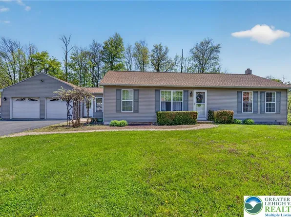 2496 Eberhart Rd, Quakertown, PA 18951