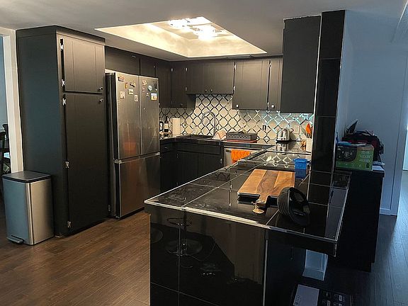 2nd image of 11 Robinwood Dr