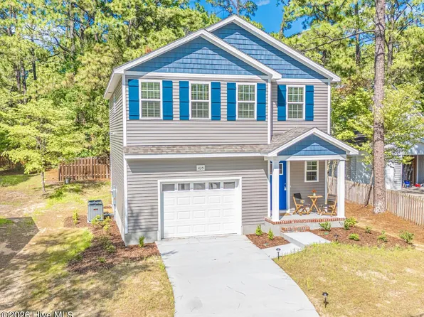 435 W New Jersey Ave, Southern Pines, NC 28387