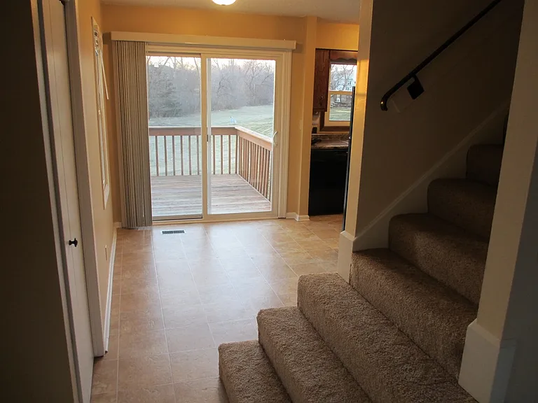 702 NW Greenwood St #702 — Photo 5