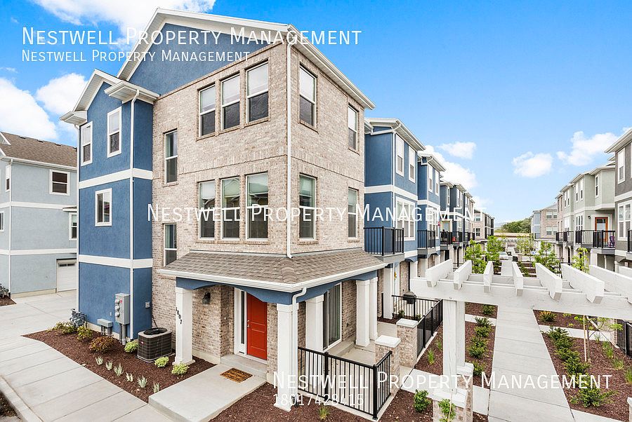 1st image of 1807 W Dalmeny Way