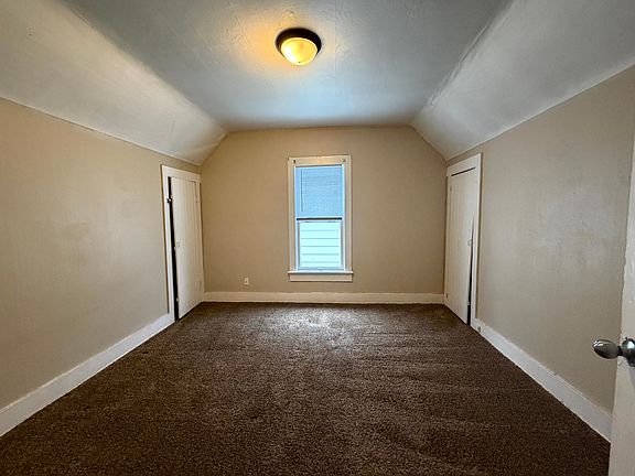 4th image of 514 W Grove St