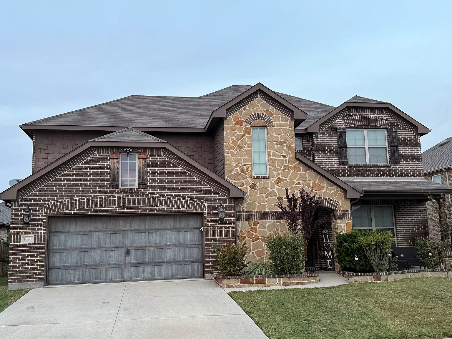 4 bed, 3738 sqft, $3,650 — Photo 1