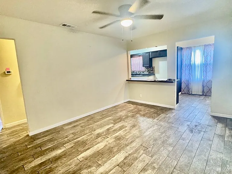 2709 Milo St — Photo 4