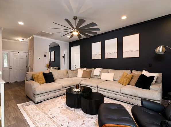 1050 Ben Rd, Charleston, SC 29412