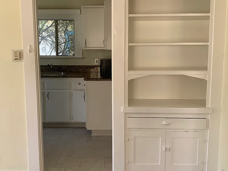 608 E Angeleno Ave — Photo 10