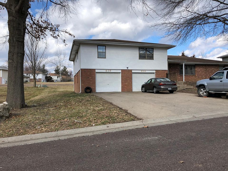 2nd image of 633 Pear Tree Cir
