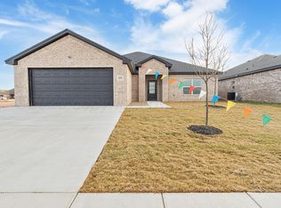 12561 Leona Dr, Canyon, TX 79015