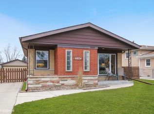 10824 S Lavergne Ave, Oak Lawn, IL 60453