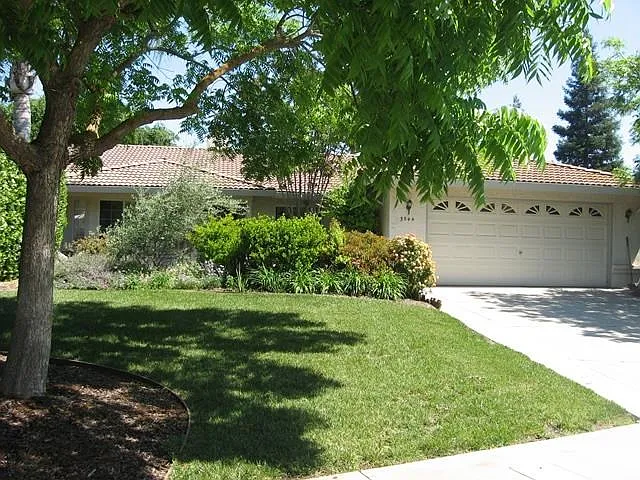 3544 Claro Ct photo 1