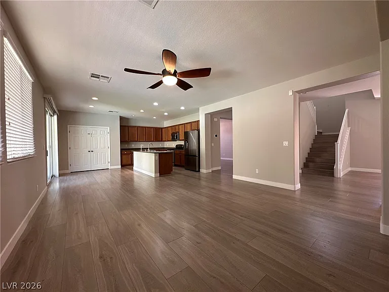 6631 April Bend Ct — Photo 8