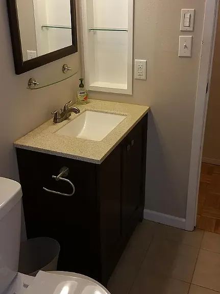 402 Thompson Dr — Photo 6