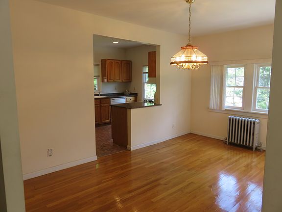 2nd image of 26 Mitchell Ave