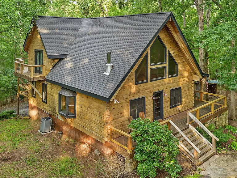 3770 Baxter Rd — Photo 6