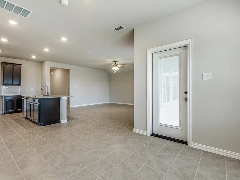 3904 Jasper Ln — Photo 11