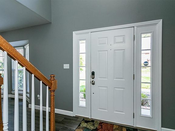 2nd image of 12 Annebriar Dr