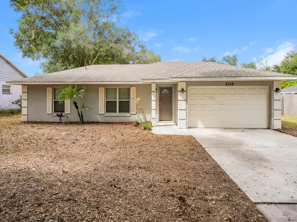 206 Howard Ct, Mascotte, FL 34753