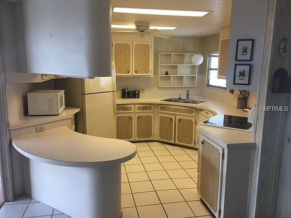 2nd image of 812 Baveno Dr