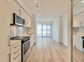 5180 Yonge St