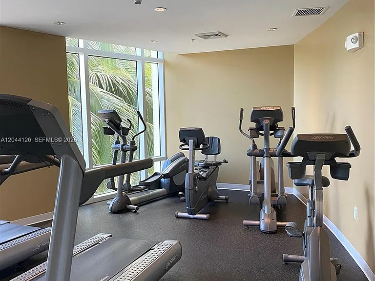 1745 E Hallandale Beach Blvd #401W — Photo 44
