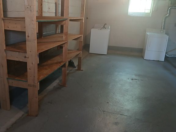5th image of 1214 Elmwood Rd
