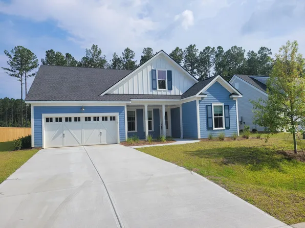 720 Breakers Reef Ln, Huger, SC 29450