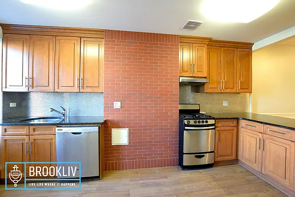 Rented by null | media 40