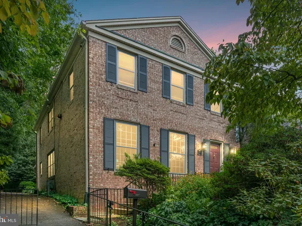 2329 Nebraska Ave NW, Washington, DC 20016