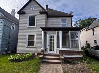 718 Sherman St SE #1-2, Grand Rapids, MI 49503