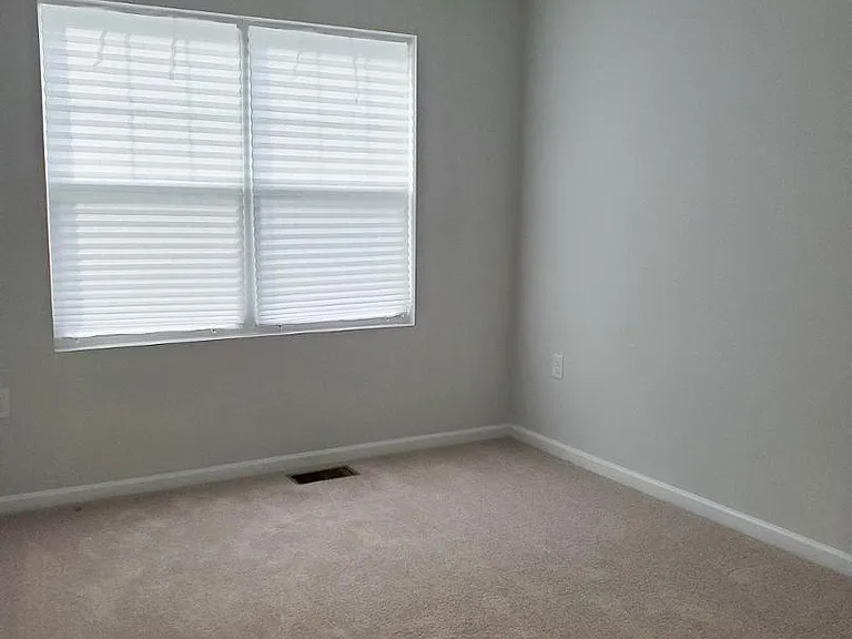6137 Beale Loop — Photo 21