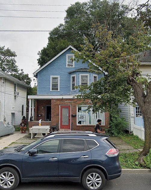1st image of 72 Wisner Ave APT 2