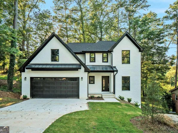 855 Fleetwood Cir, Atlanta, GA 30311