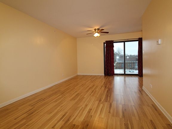 3rd image of 800 E 191st Pl APT 408
