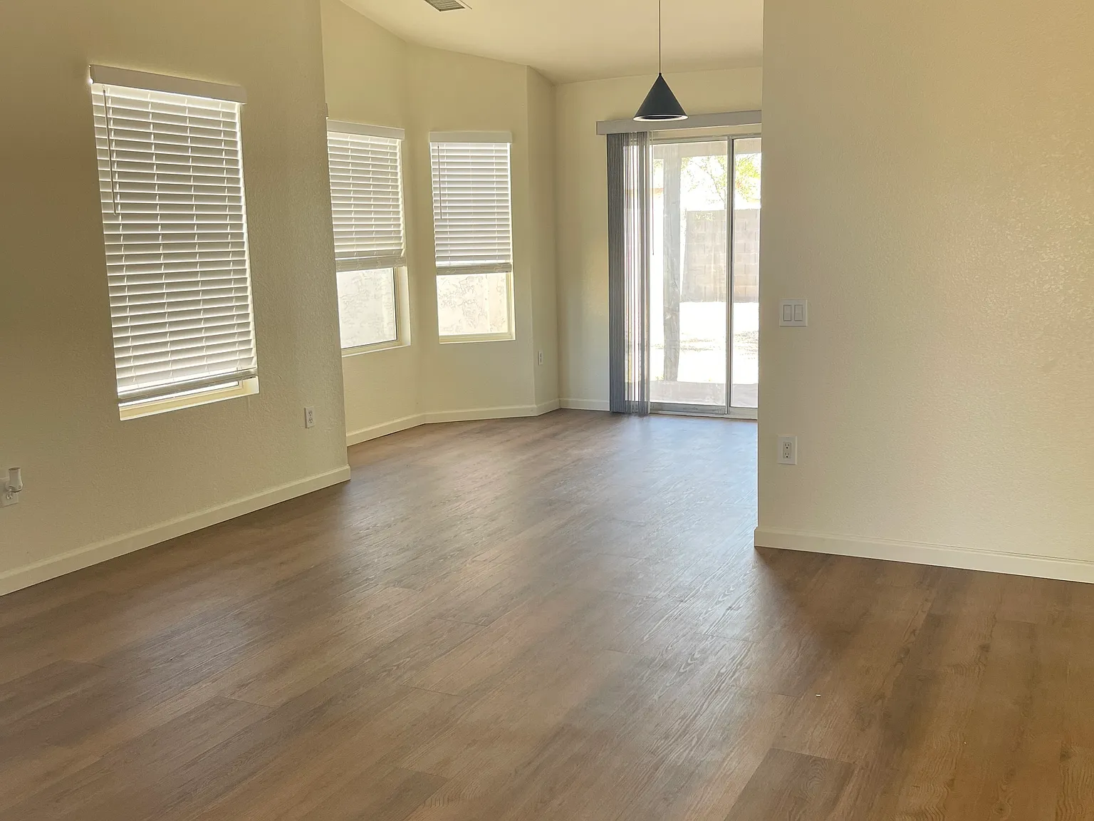 Casa Grande 3 beds 2 baths!! — Photo 2