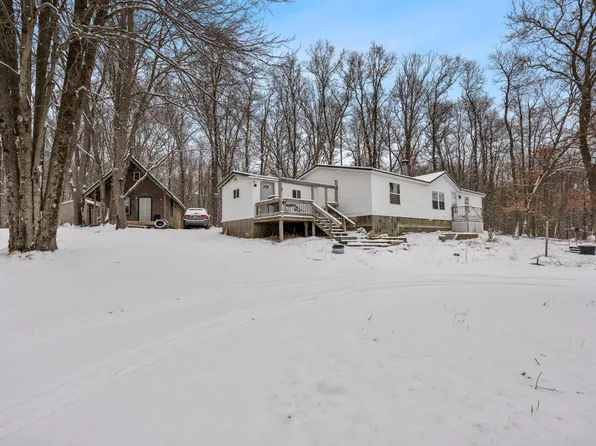 5784 E 24th St, Chase, MI 49623